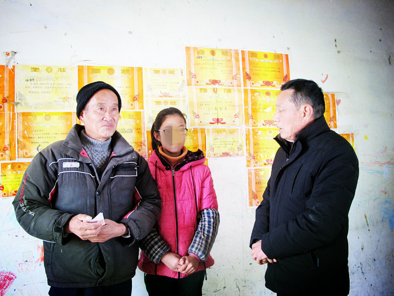 �عع�ί��չ�߷�ο������Ⱥ�庢�ӻ