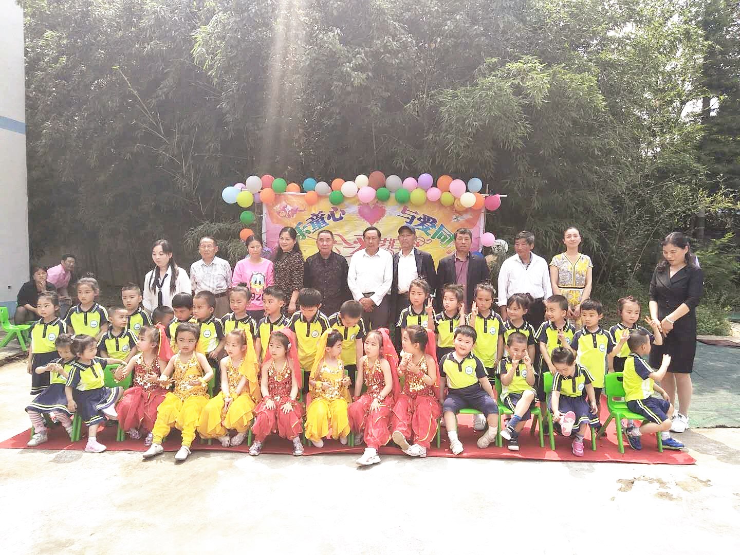 ��b���·��ع�ί��չ����һ��ο�ʻ